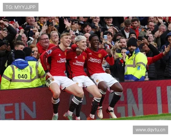 希勒预测热刺与曼联欧联决赛战成平局后通过点球大战逆袭获胜